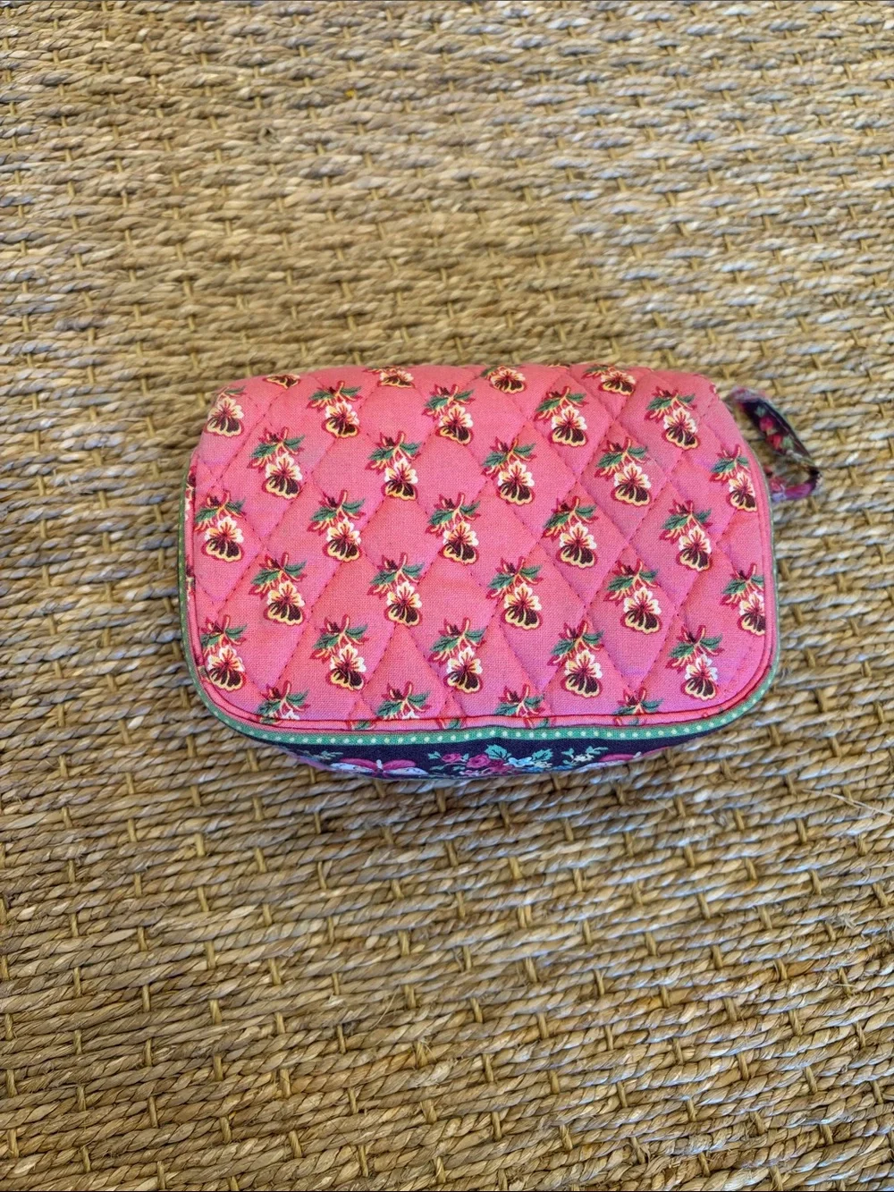 Vera Bradley Quilted Jewelry Organization Travel Case - Picture 3 of 5
